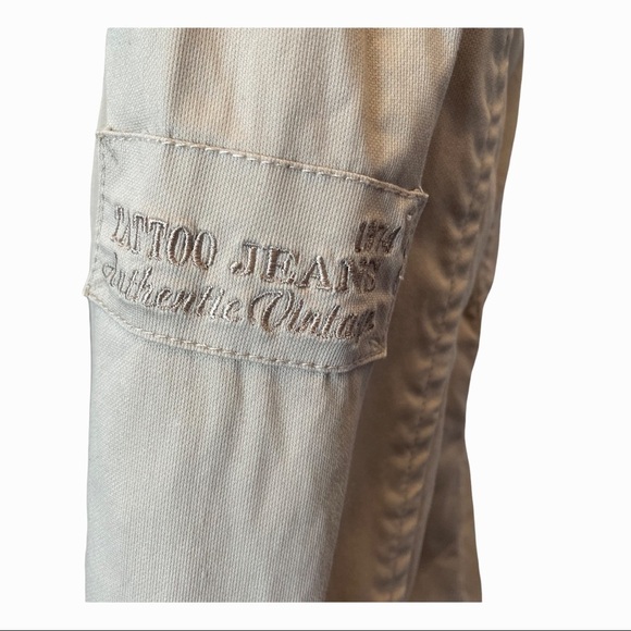 Tattoo Ladies Beige Long Sleeve Jacket - Picture 3 of 11